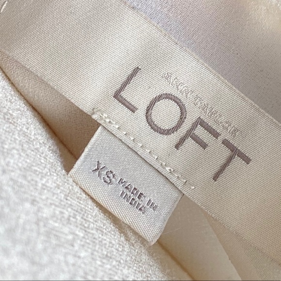 LOFT  Shortsleeve cream blouse tank top  size xs - Picture 8 of 9